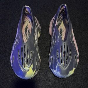 Adidas Yeeyz Foam RNR